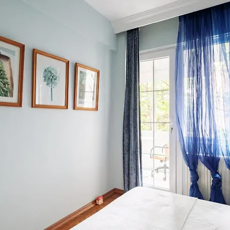 Lovely Flat W Balcony 5 Min To Istiklal Ave * Стамбул